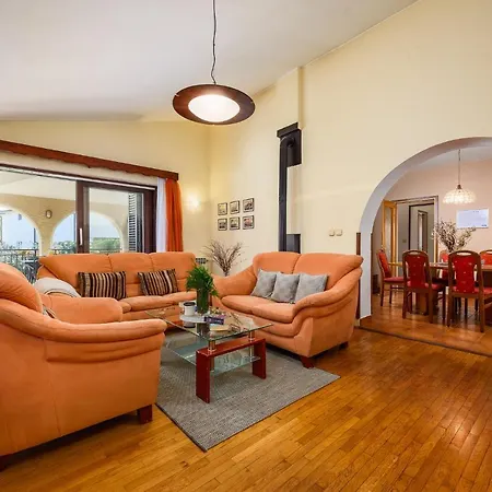 Josipa Appartement *